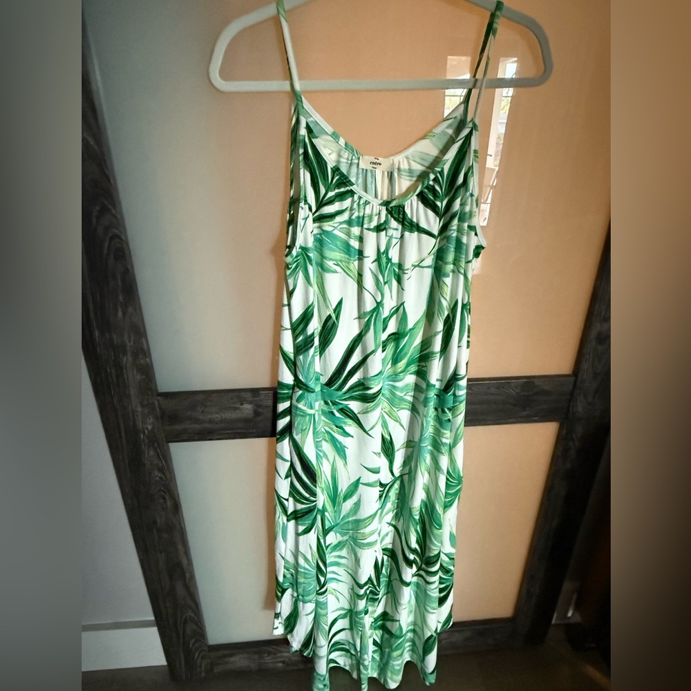 SOLD Entro brand, size L, flowy, pant romper.